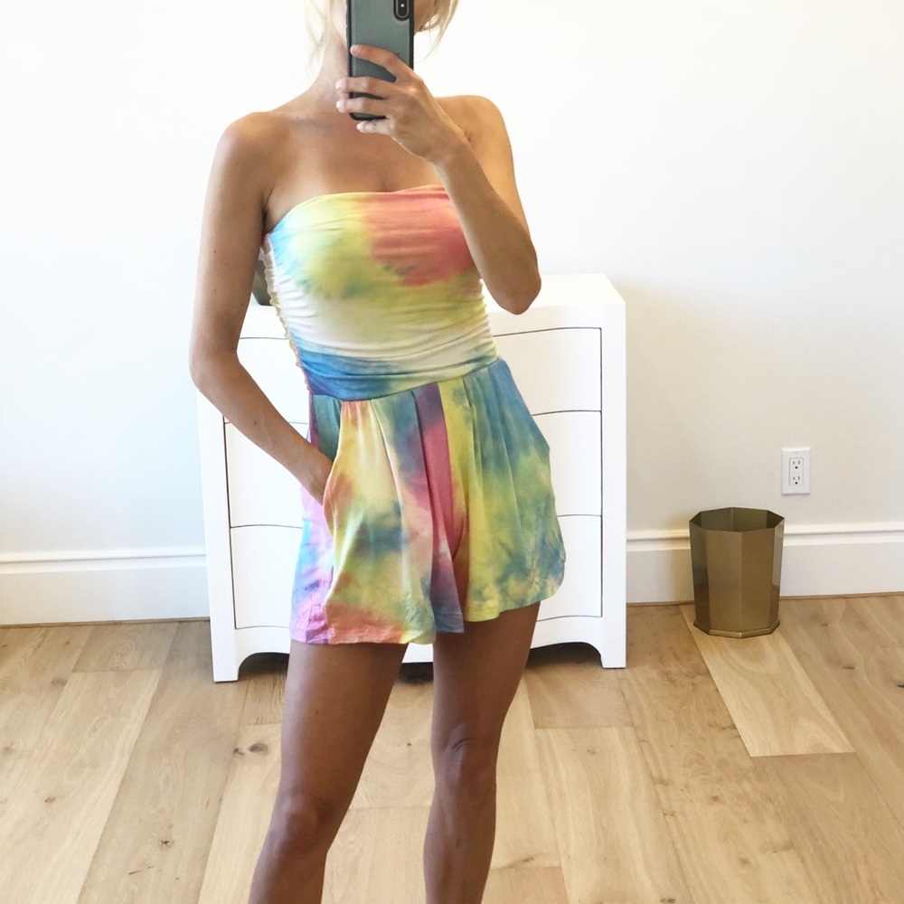 RESTOCKED! Tie Dye Strapless Romper - Picture 3 of 4